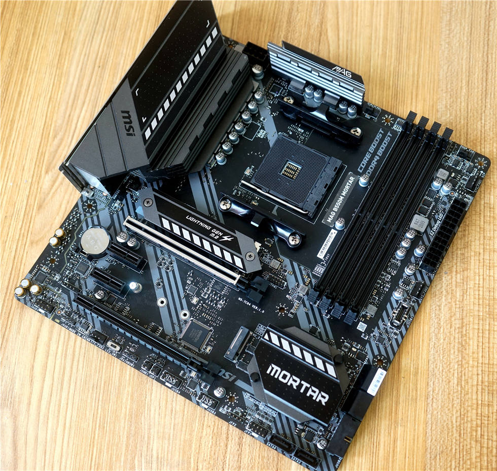 5800xb550m迫击炮3070ti海盗船280xtgrgb机箱装机