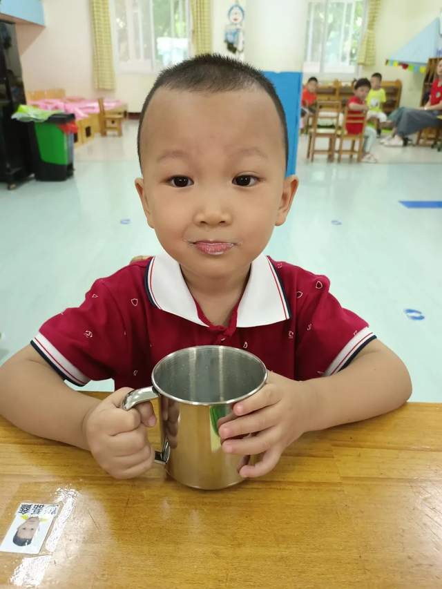 独立|萌娃上学记——华阳幼儿园总园小六班“爱上幼儿园”主题活动