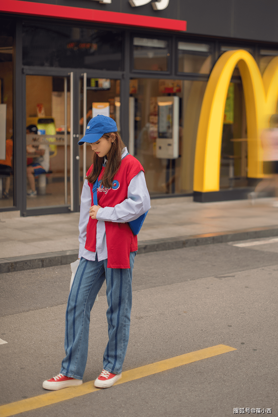 好身材 今秋流行这些“显瘦神裤”，一键拉伸腿长，效果堪比换腿