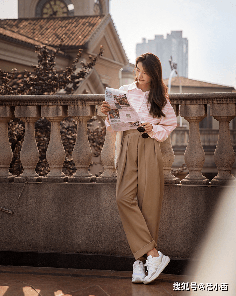 好身材 今秋流行这些“显瘦神裤”，一键拉伸腿长，效果堪比换腿