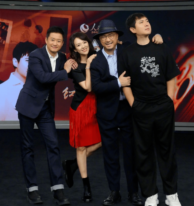 吴京|黄轩吴磊等现身“我和我的父辈”点映，导演沈腾发文回应P图质疑