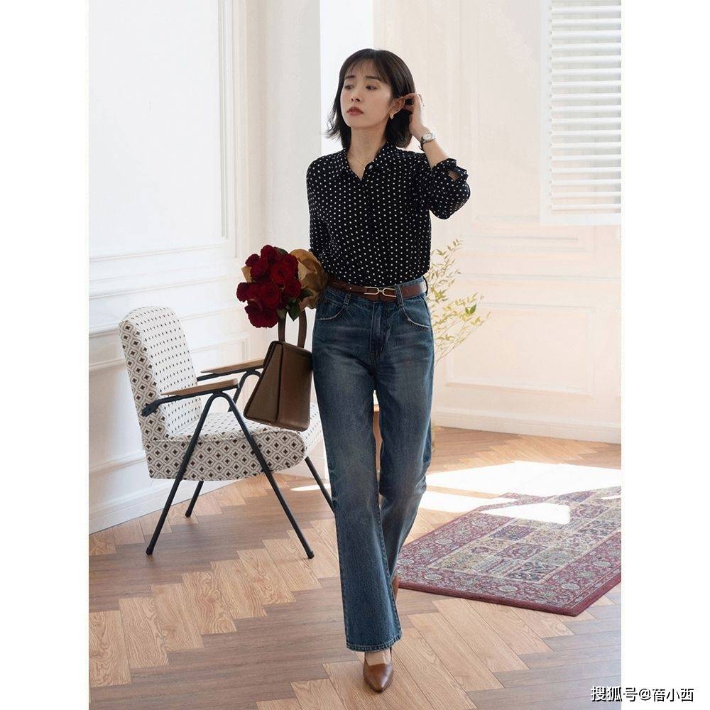 下装 皮肤黄、黑的女生，秋季选择这5种颜色的衣服，提亮肤色很简单