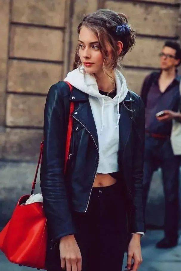 设计 秋天外套里面穿什么?这4种经典内搭让你一直美下去！