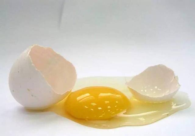 小摊|生活中哪些早餐不利于身体健康？以下3种食物，建议大家尽量少吃