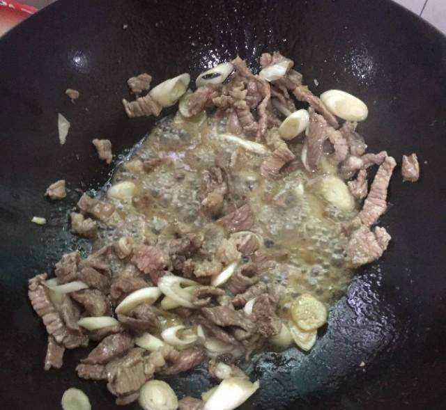 番茄洋葱牛肉组合 6a07bed9076b4c6ab5ae87f27b2e8ef8.jpeg