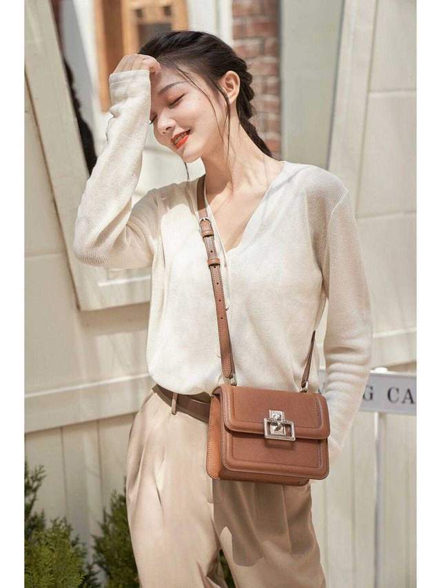 西裤 女生30岁如何穿搭才优雅？试一试针织开衫，让你显得高级又温柔