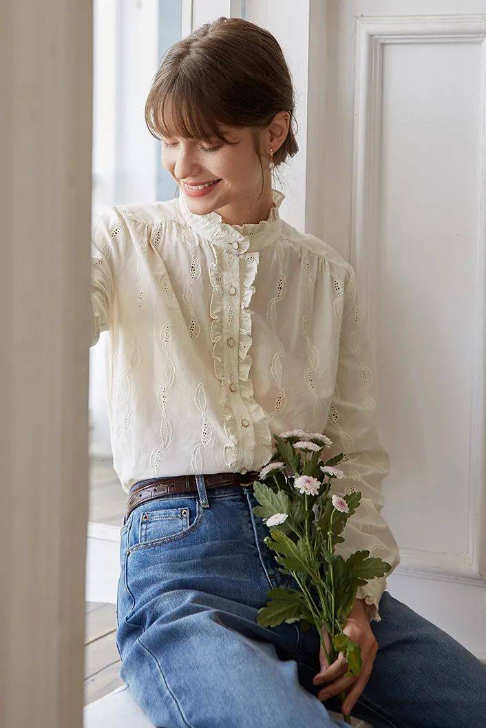 设计 秋天外套里面穿什么?这4种经典内搭让你一直美下去！