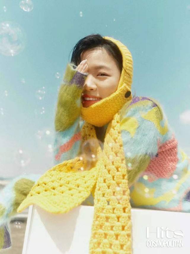 亮度高 杨倩首张时尚大片曝光！穿黄裙美成韩剧女主，代言小米就是不一样