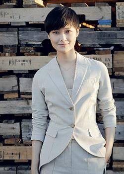 中性 她越变越美的秘密，李宇春造型大分析