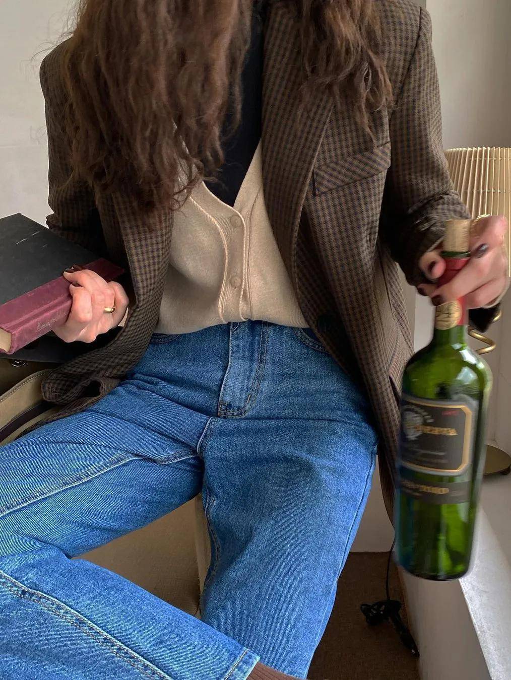 See 突破黑白灰，这7组绝美秋季配色你值得试试！|| 穿衣榜样