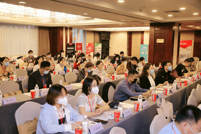 用水|国际食品安全与营养健康高峰论坛召开 今麦郎提供高质量饮水保障