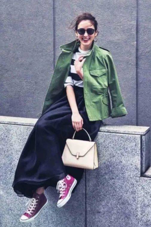 设计 秋天外套里面穿什么?这4种经典内搭让你一直美下去！