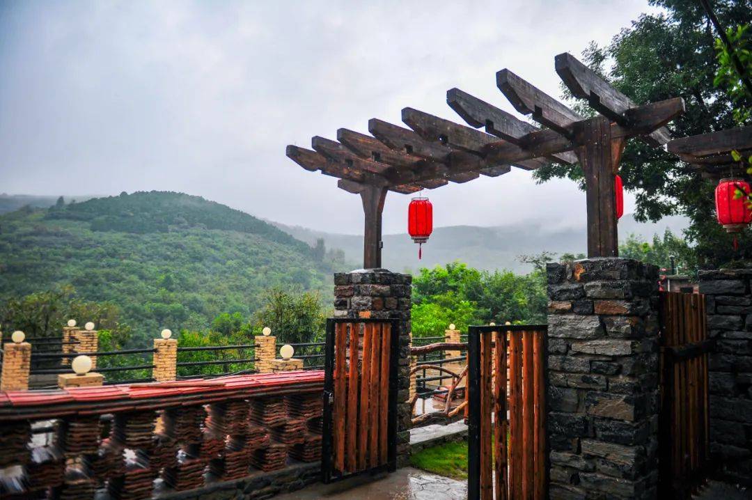 胜景|雨季的济南有多美？这几处雨中撩人胜景恰似“烟雨江南”！