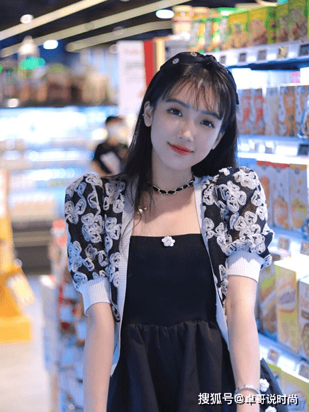 设计 掌握这些甜美穿搭思路，秒变迪士尼在逃公主，可爱又高贵
