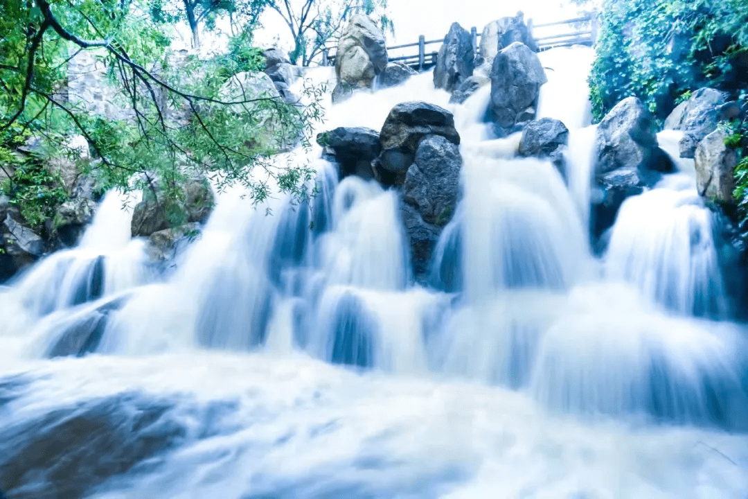 王啸|溪流欢腾、飞瀑如练，秋雨过后，济南这些原生态山水秘境美爆啦！