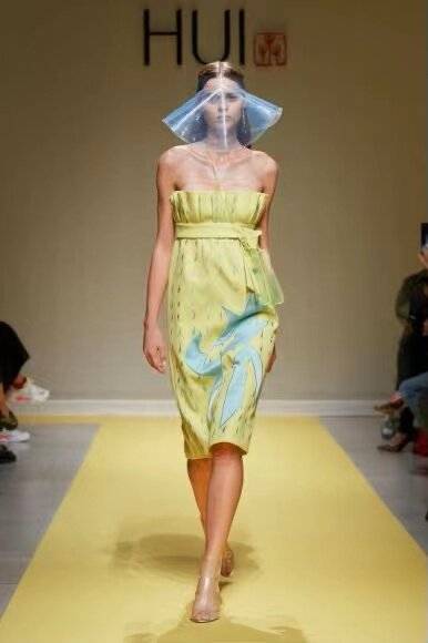 品牌 HUI|米兰时装周“Nü Shu 中国.女书”大秀震撼上演