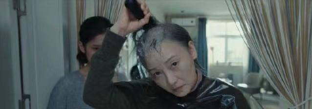 李小美|11天狂揽1.2亿票房，《关于我妈的一切》上映后引爆观众泪腺