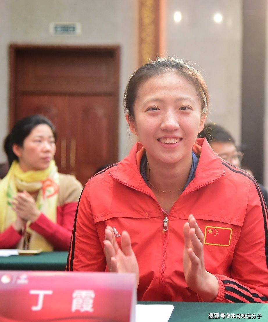 原创事情有些突然女排功勋二传宣布退役新国家队组建面临重要考验