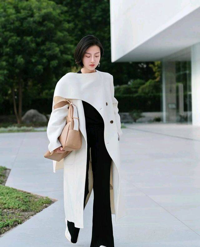 风潮 中性风穿搭来了！看似简约的中性风穿搭，扬起新一轮的吸睛风潮