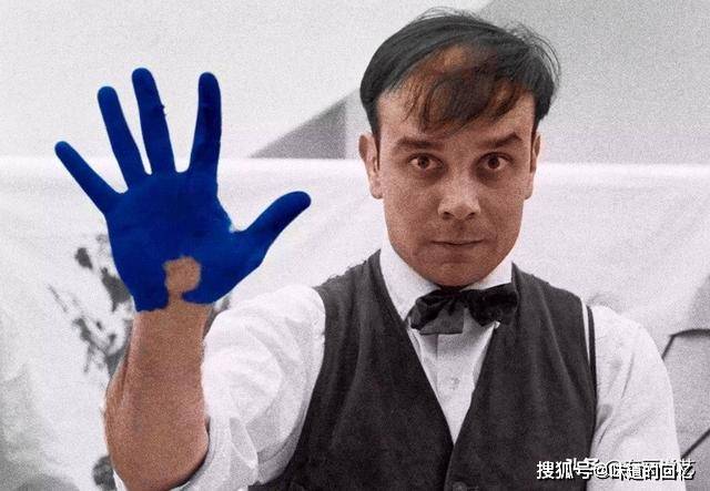 美术界他发明了一种颜色，用此颜色作画，一幅卖5800万