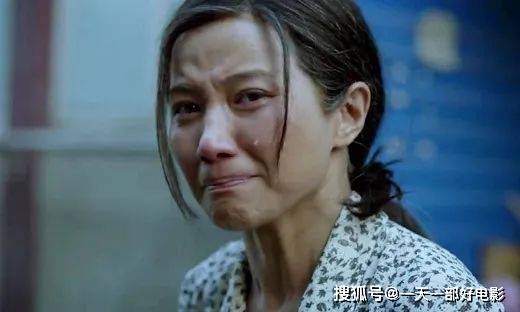 生活|扎心的“泼妇”,不容错过的冷门高分电影《万箭穿心》