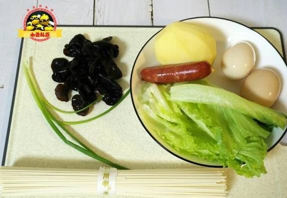 做法|天冷了，这早餐多做给孩子吃，酸爽开胃又营养，一碗下肚，超满足