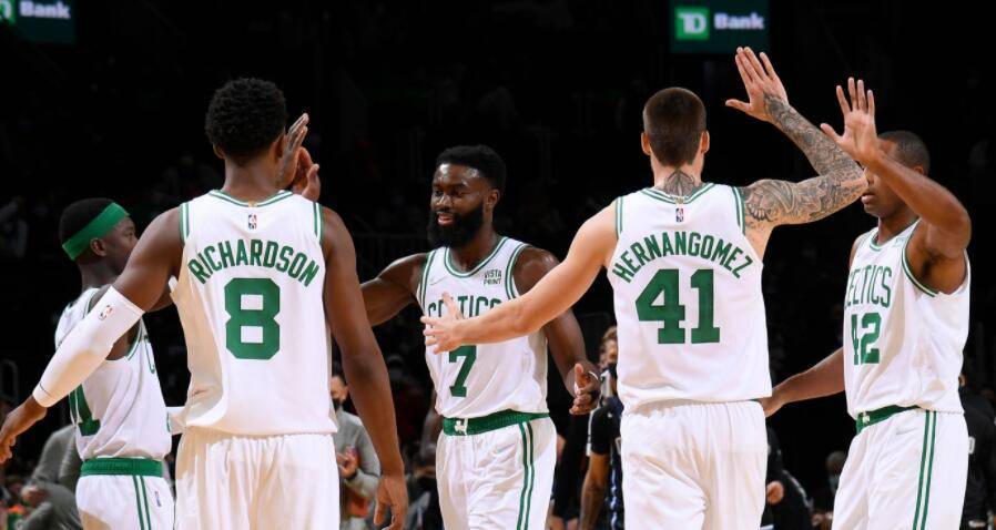 魔術(shù)|湖人沒冤枉你！綠軍首秀7中1，正負(fù)值倒數(shù)第2，高薪美夢要破滅了