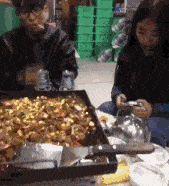 搞笑神回復：老闆喝高了，對秘書說：親一口給三萬，第二天早上…… 搞笑整蠱 第6张