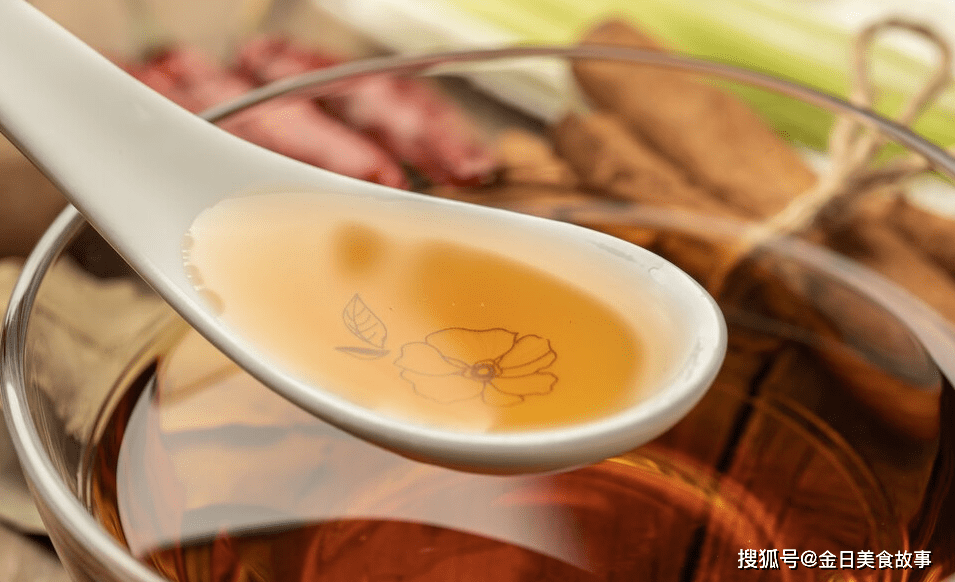复合香料是什么 0bb8d5bed8614fd4b22593b92c61b2bf.png