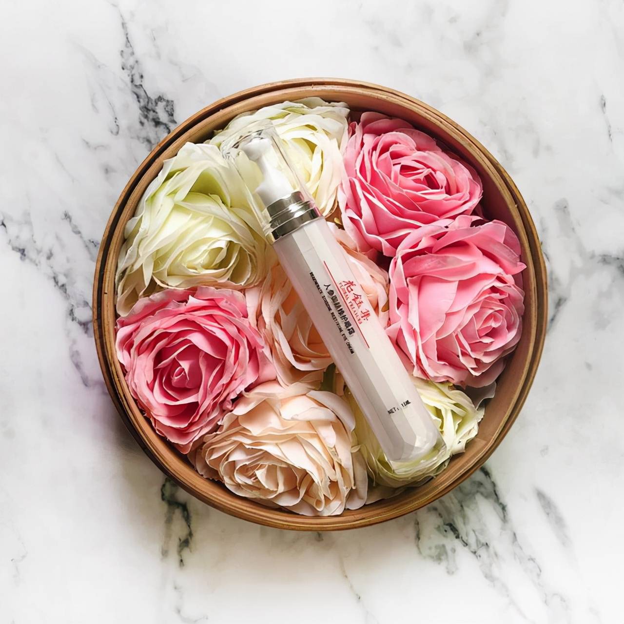 双眸哪些眼霜评价又好用?这些眼霜平滑眼周肌肤,令双眸更加传神动人