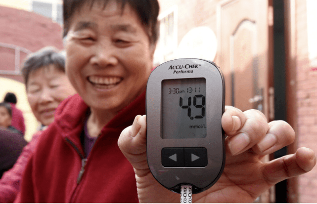 葡萄糖|37岁女子血糖从13.5降至4.9，内分泌科医生：1物吃一次，或等于5斤苦瓜