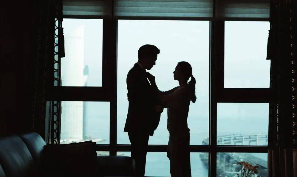 新世界|比起32万人打出8.9的《新世界》,《鱿鱼游戏》还是差一点