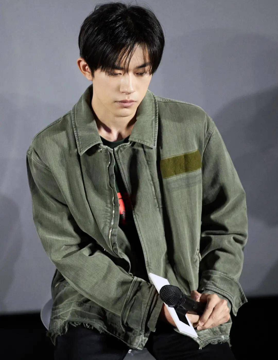 因为|去看《长津湖》，不只因为有顶流千玺