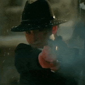 名字|央视首发、观众泪目，张艺谋《悬崖之上》光是特辑就能把人看哭