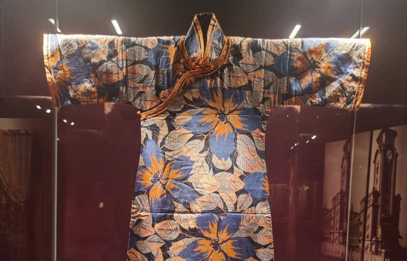 女子 旗袍的故事，顺德博物馆百年海派旗袍展，感受衣袭华美