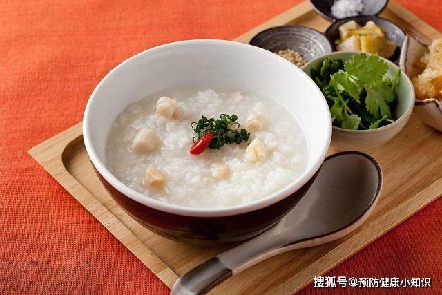 時間|肝不好的人不妨了解，早餐少食用這4種食物，對護肝有好處