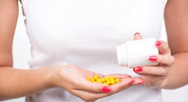 他汀|治疗颈动脉斑块,长期吃他汀类药物,有导致糖尿病风险怎么办?