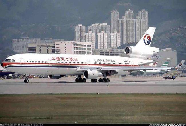 新中国历史上第1次民航客机迫降：1998年9月10日586号班机迫降