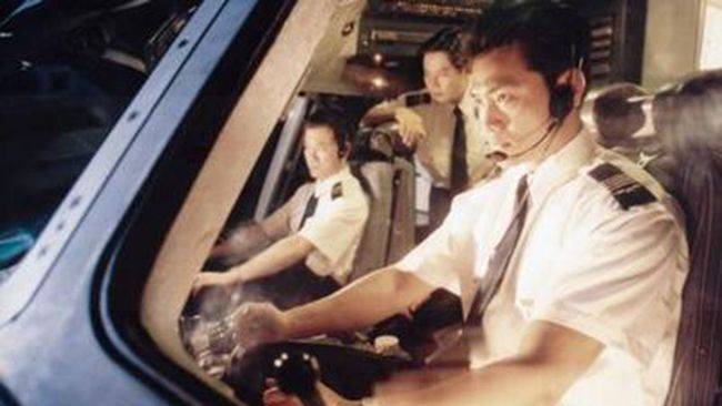 新中国历史上第1次民航客机迫降：1998年9月10日586号班机迫降