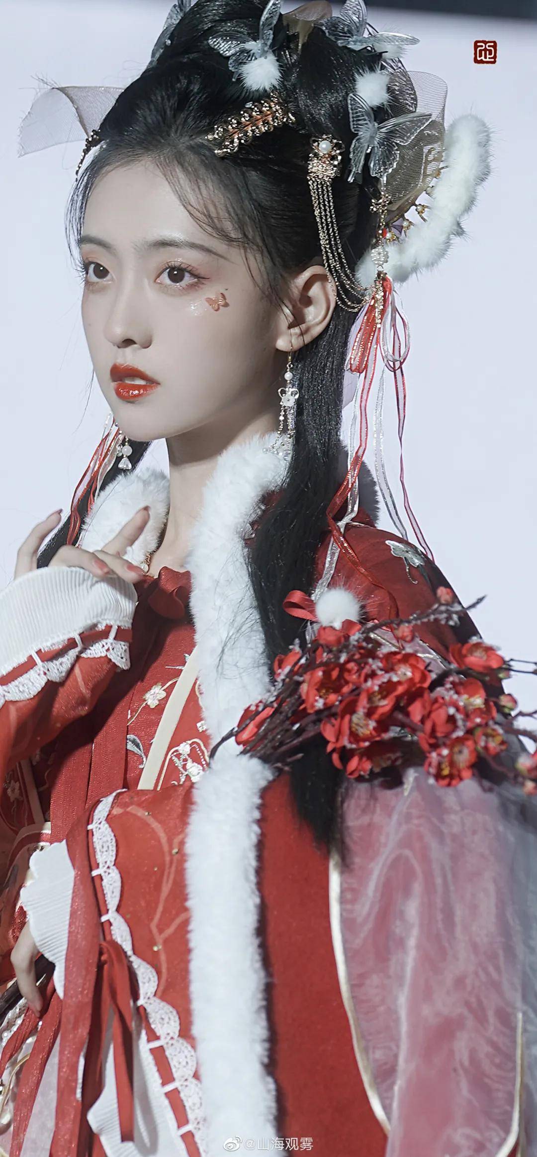 林妹妹古装男主靠颜值丑出圈，古装美女却一抓一大把？