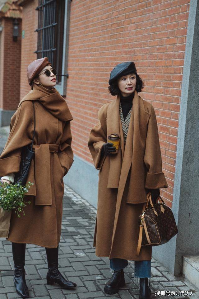 高跟鞋 鞋子重在质量不在数量,大龄女性备好这三款,时尚百搭有气质