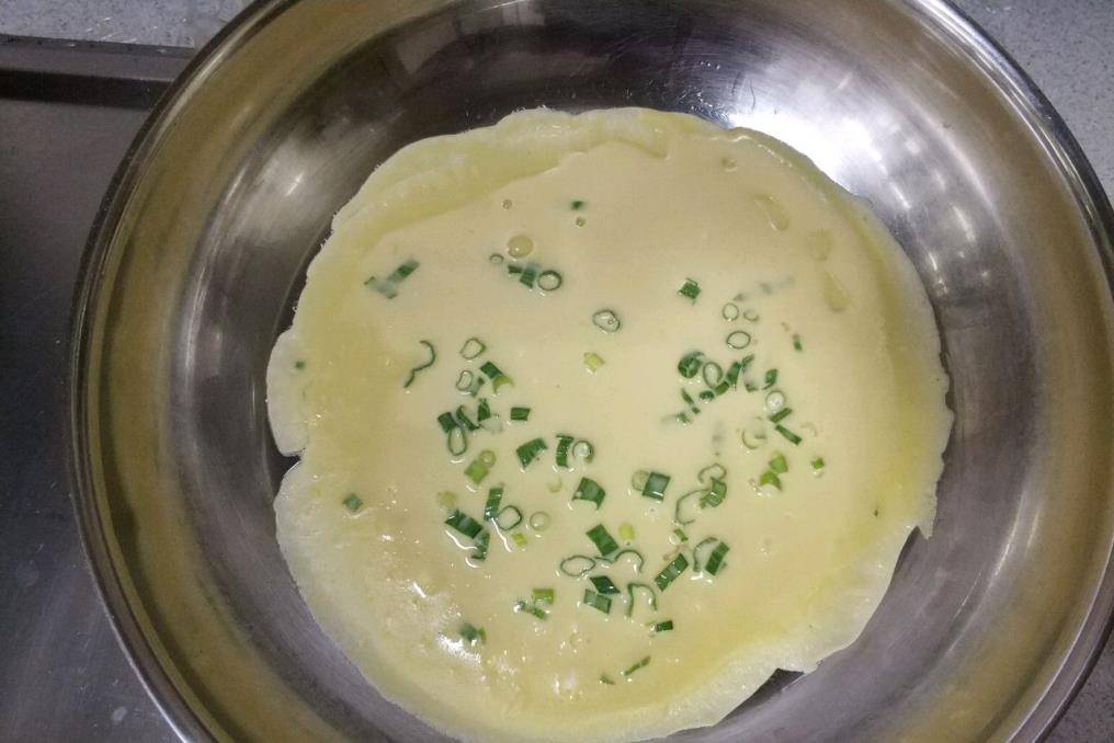 葱花|5分钟快手早餐,松软细腻葱花鸡蛋饼