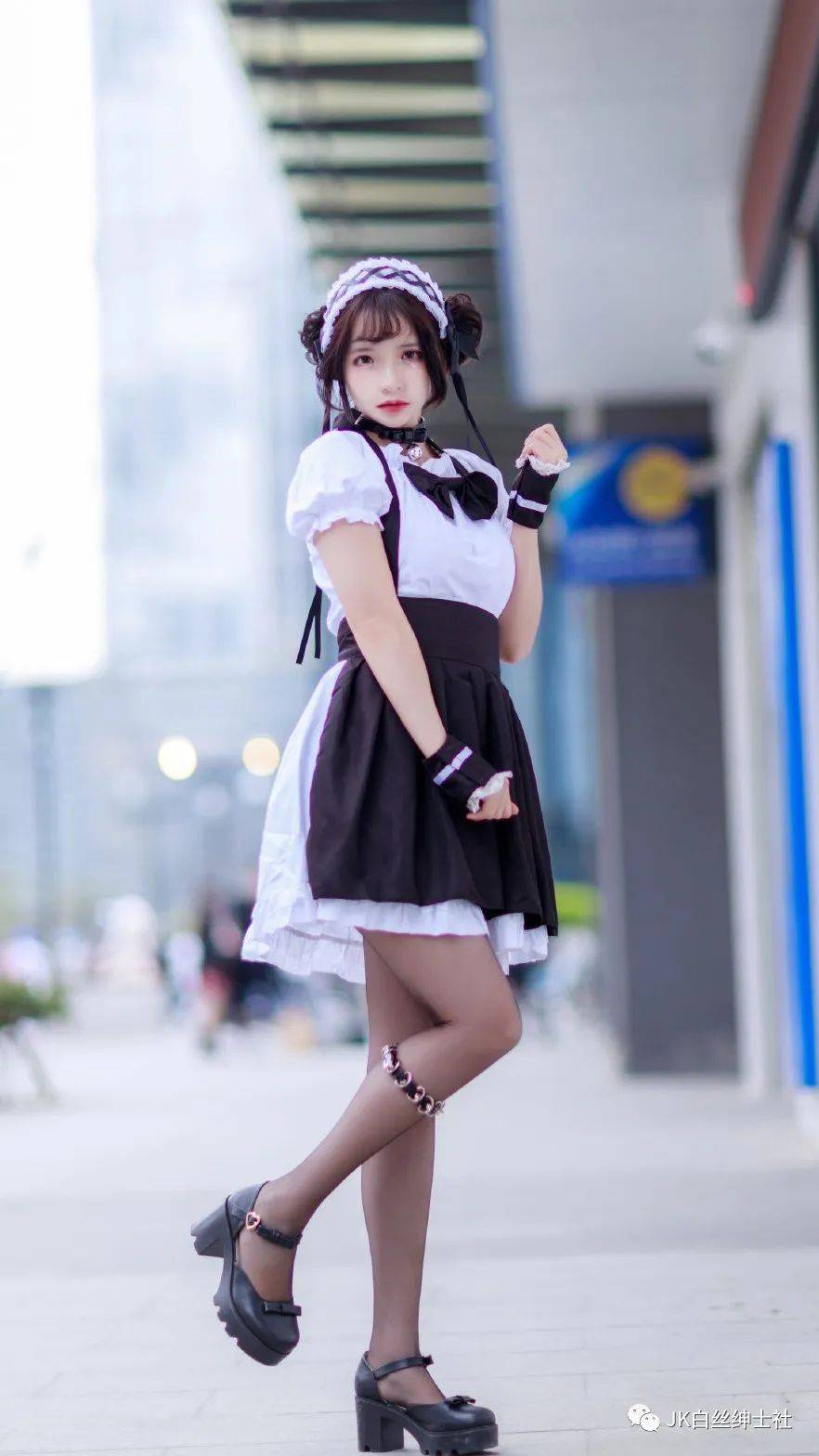 cos:漫展上一只可爱的女仆猫咪