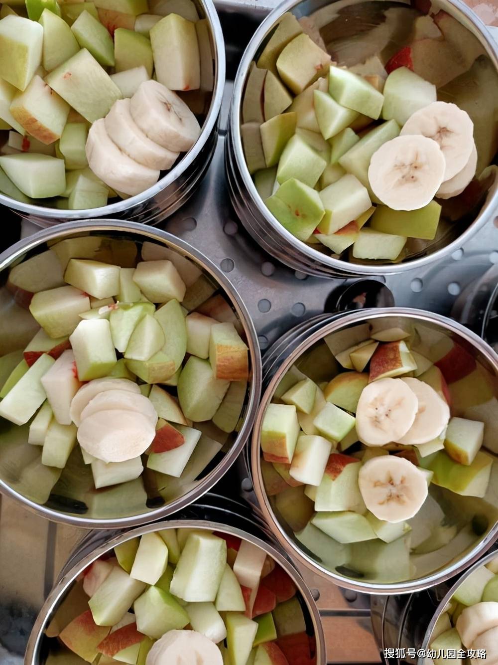 因为|幼儿园的水果为啥总是苹果、香蕉、梨子老三样！可不只是因为便宜