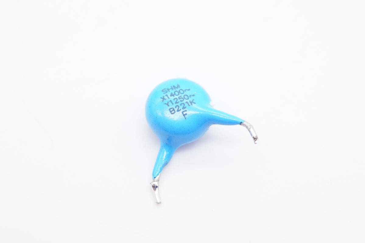功率|内置镓未来G1N65R240PB氮化镓功率器件，绿巨能65W 2C1A氮化镓快充充电器拆解