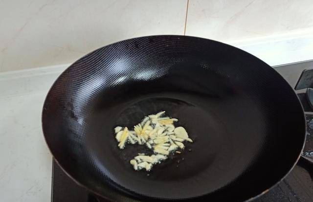 电饭煲|午餐4个菜发朋友圈，都夸太丰盛，尤其第1个，网友大赞：这招绝了