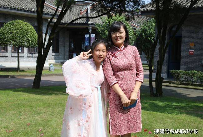 宏文|小学英语老师，孩子们心中的“霸道女总裁”，活在世外桃源！