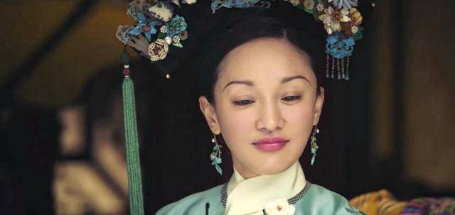 形象 《如懿传》嫔妃的头饰,如懿活泼,皇后内敛,只有她藏得最深