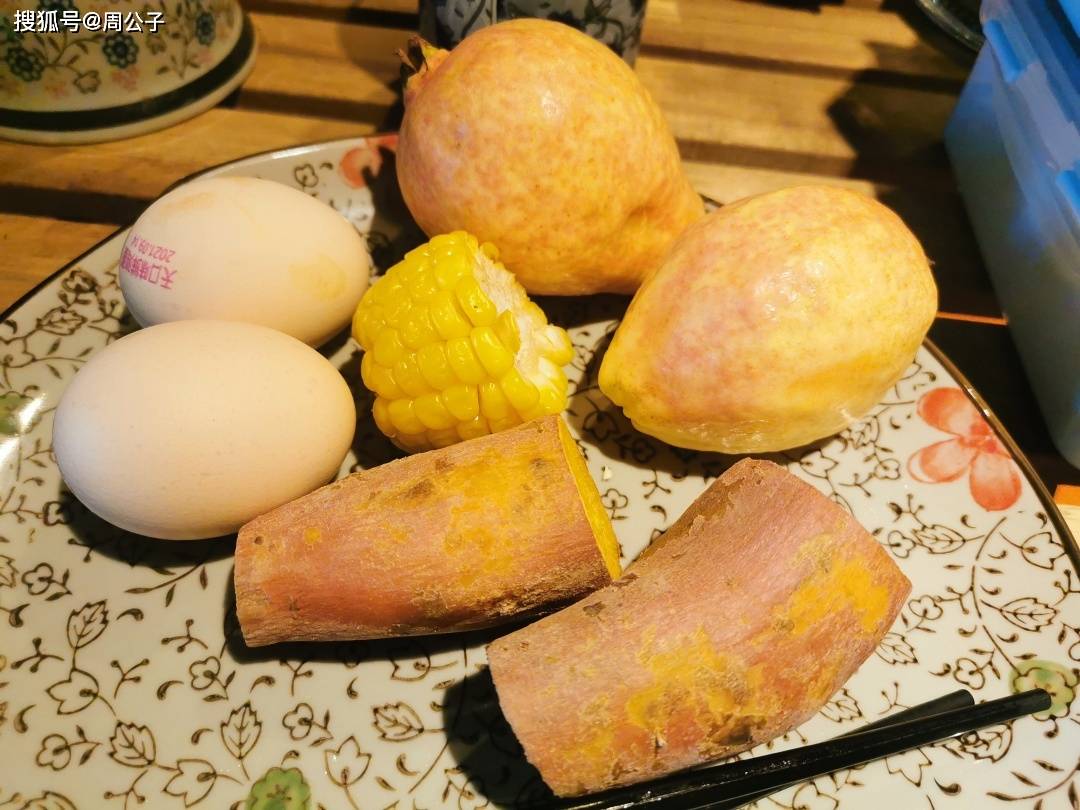 大厦|周公子说 | 你是不是也接受不了一成不变的自己