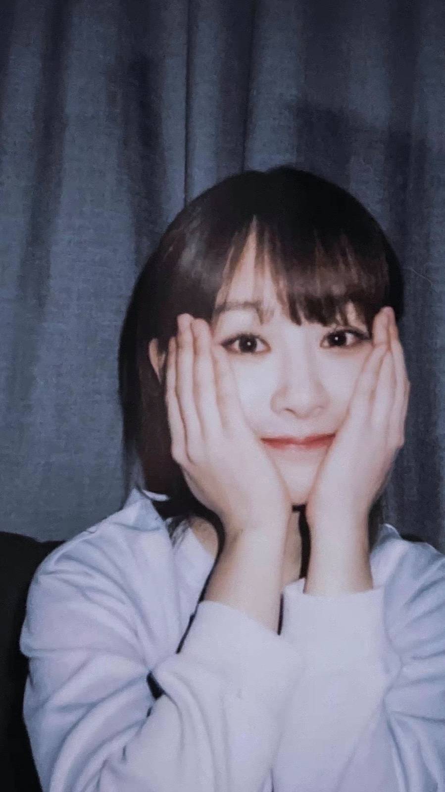 恋情橘子晚报：他恋情曝光，不是之前的小三？齐刘海的杨紫长这样？